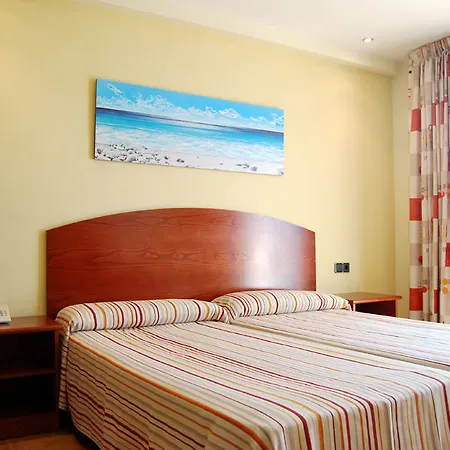 4r Miramar Otel Calafell