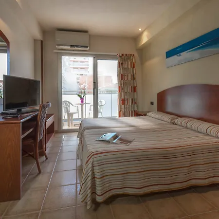 4r Miramar Otel 3*