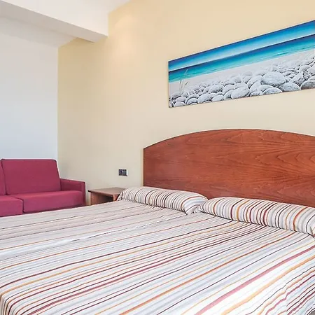 4r Miramar Hotell 3*