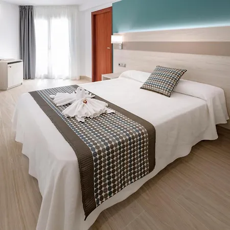 فندق 4r Miramar 3*