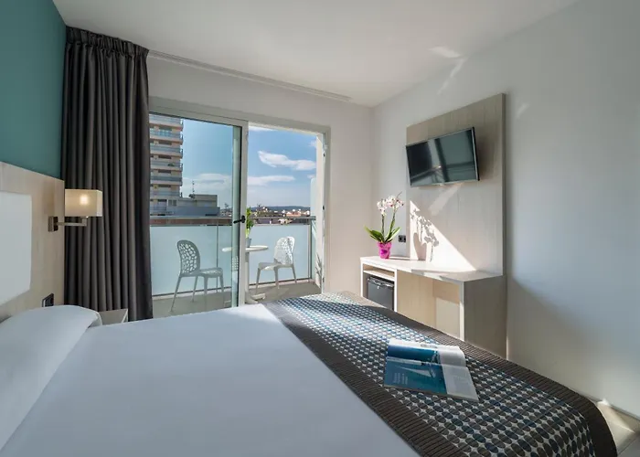 Hotel 4r Miramar Calafell