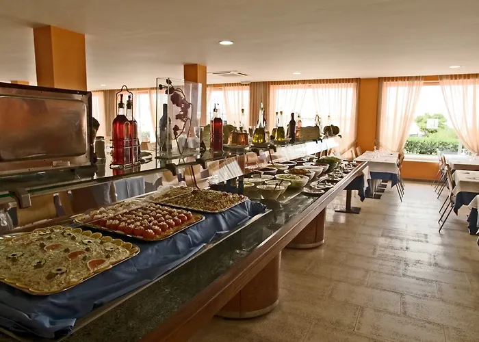 4r Miramar Hotel 3*