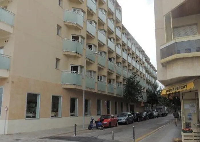 4r Miramar Hotel 3*